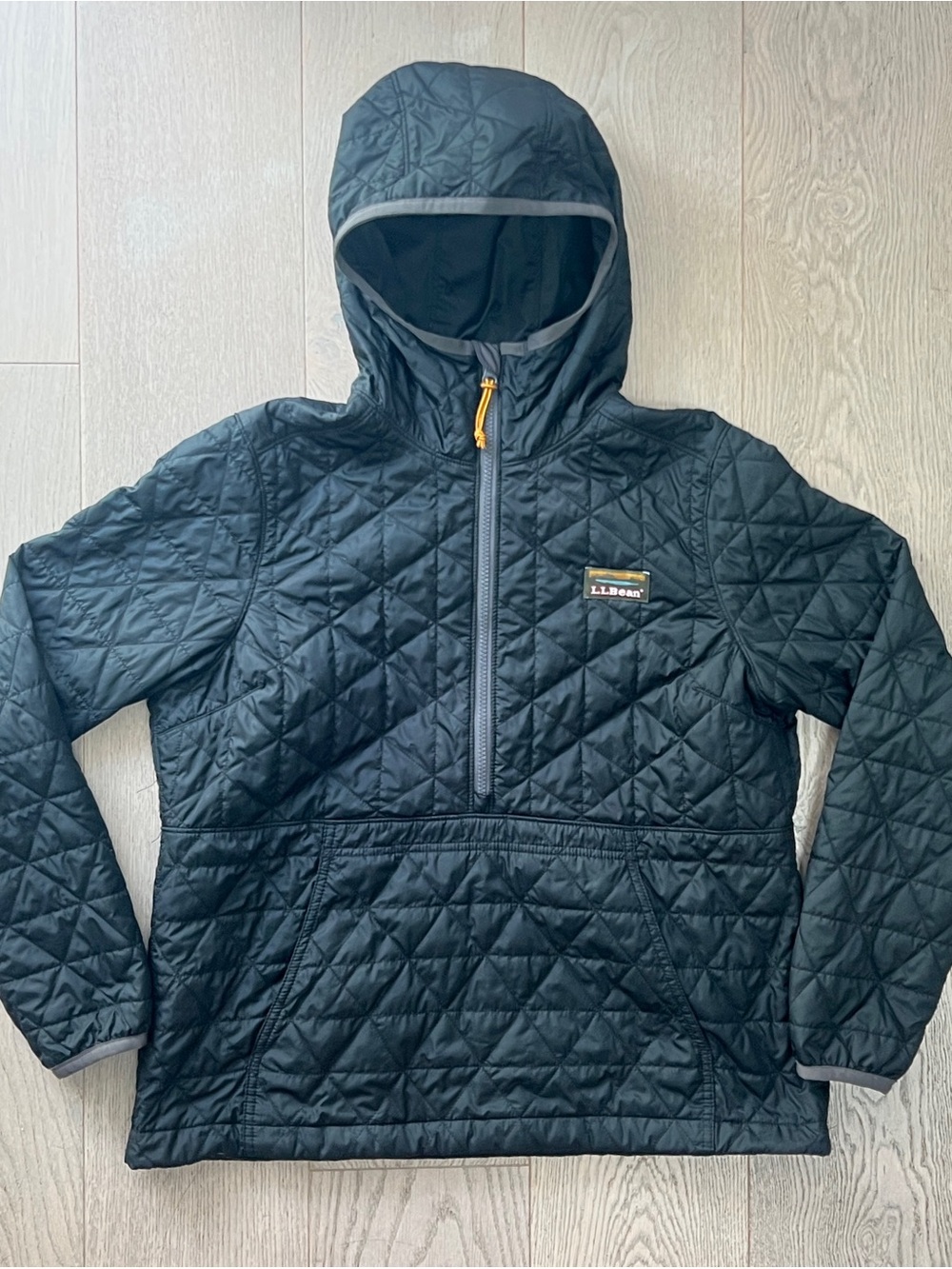L.L. Bean Women’s Size M 1/2 Zip Quilted Hoodie Katahdin Jacket in Black
